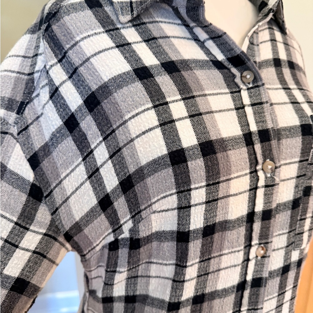 Anthropologie Plaid Button-Up Shirt - Picture 2 of 5